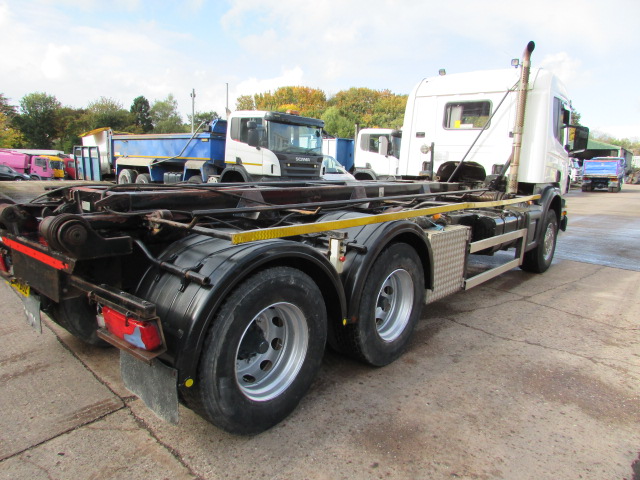 Vehicle Photo 6